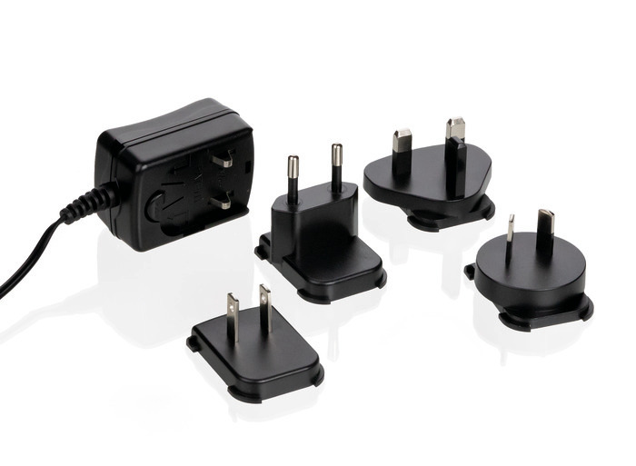 的通用电源，含多国适配插头, accu-jet® S